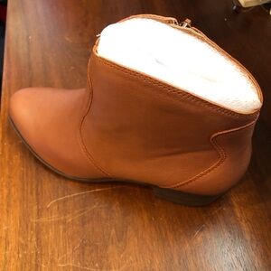 Lucky Brand Bella bootie size 10w